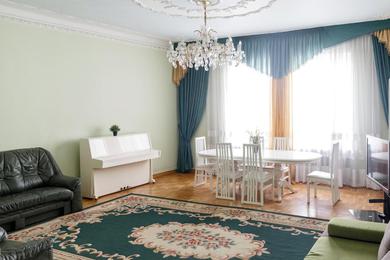 Апартаменты Grand 3 rooms apartment city center Lviv 110 square meters Sichovyh Strilciv 17