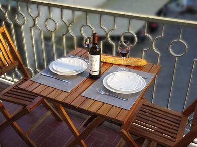 Апартаменты Le Sunlight, quiet and cosy with terrace!