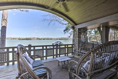Holiday home Waterfront Escape on Blue Ridge Lake with Dock!