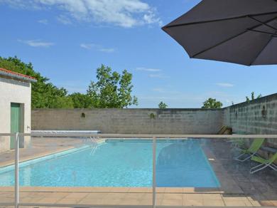 Дом отдыха Villa in Saint Privat de Champclos with pool and stunning C vennes views