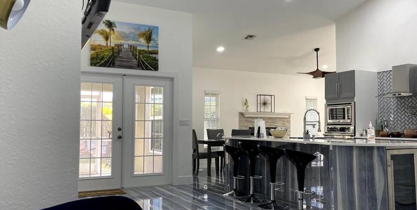 Villa Luxury Smart Home in the Heart of Cape Coral