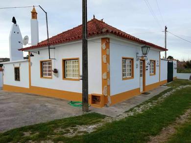 Вилла 3 bedrooms villa with furnished garden and wifi at Alcobaca 9 km away from the beach