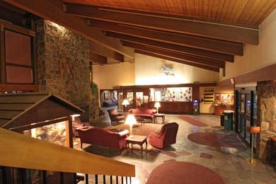 Отель Fireside Inn & Suites West Lebanon