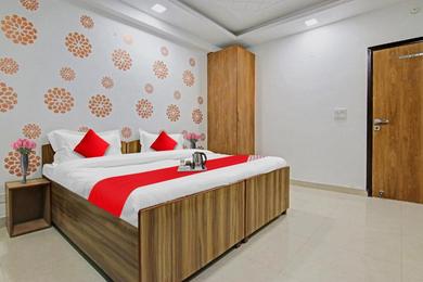 Hotel Flagship Dwarka 23 Inn