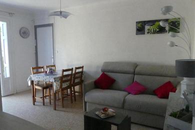 Apartments T2 3 wifi, air conditioning on the ground floor with closed and private exteri