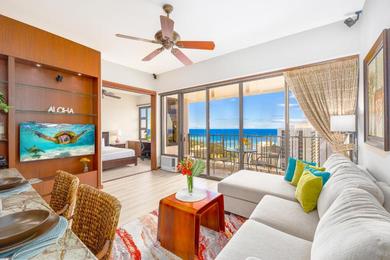 Luxury Penthouse with Panoramic Ocean Views | 1 Block to Beach | Free Parking & WIFI