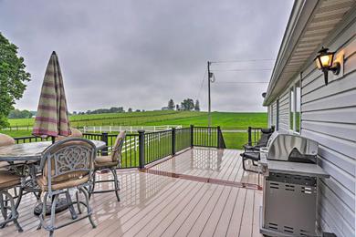Дом отдыха Millersburg Home with Covered Porch and Fire Pit!