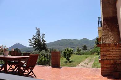 Holiday home Masía con vistas a la montaña, relax y piscina