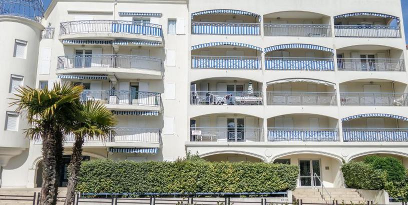 Апартаменты Apartment Parc de Pontaillac-27 by Interhome