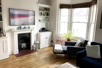 Apartments Stylish 2 Bedroom Apartment in Fulham with a Garden Terrace