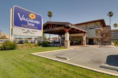 Отель Vagabond Inn Executive SFO