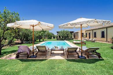 Villa Ciane Villa Sleeps 8 Pool Air Con WiFi