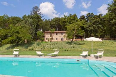 Villa VILLA LIZ Tuscany, private pool, hot tub, property fenced, pets allowed