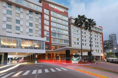Отель Courtyard by Marriott Panama Multiplaza Mall