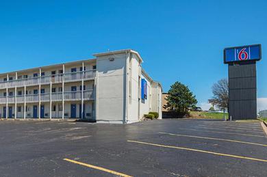 Отель Motel 6-Blue Springs, MO