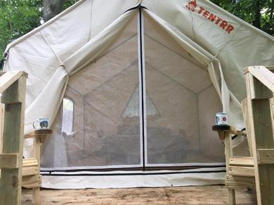 Luxury tent Tentrr Signature Site - Dreamroad Farm Pasture View