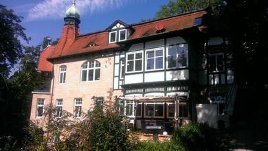 Апартаменты Ferienwohnung Villa am Schloßberg