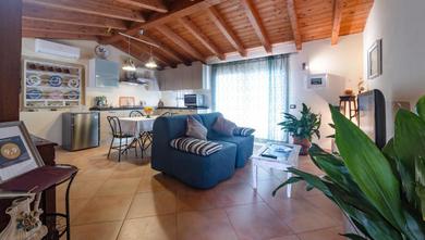One bedroom appartement at Capitana 350 m away from the beach with sea view garden and wifi