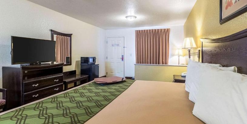 Мотель Econo Lodge Inn & Suites Searcy