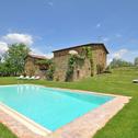 Apartments Rapale Apartment Sleeps 6 with Pool and WiFi