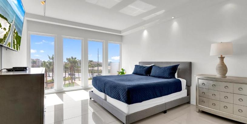 Perfect condo, room for everyone! Beachfront resort