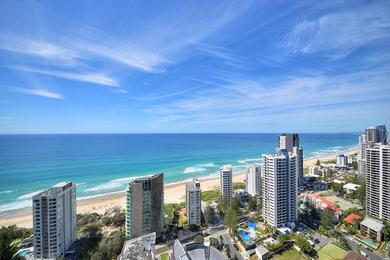 Deluxe Private Apartment in Surfers Paradise