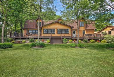 Дом отдыха Large Home on Lake Edward with Deck and Fire Pit!