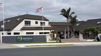 Мотель Bay Palm Motel