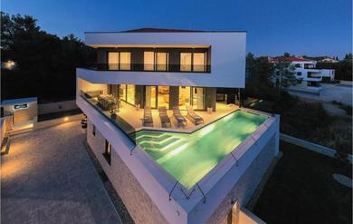 Amazing Home In Biograd Na Moru With 5 Bedrooms, Sauna And Wifi