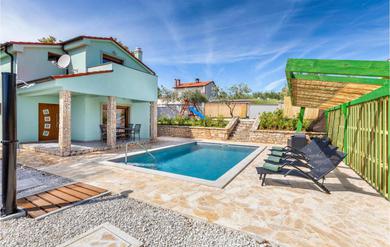Holiday home Beautiful home in Pula with 2 Bedrooms, WiFi and Outdoor swimming pool