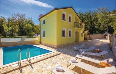 Holiday home Nice home in Bribir with 3 Bedrooms, WiFi and Outdoor swimming pool