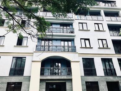 new flat in marjaneshvili الشقه في الشارع عرب