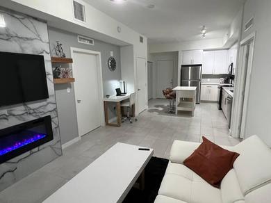 Apartments Comfy Modern and Lux, 2 bed-2 bath