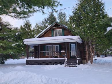 Guest house Cozy Rustic Forestport Cabin: Adirondack Getaway: