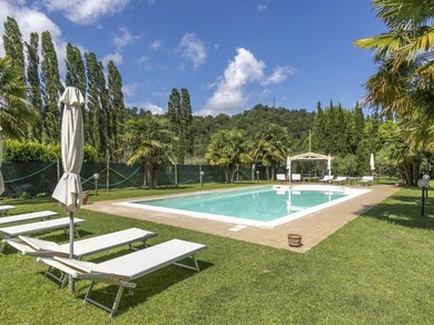 Дом отдыха Holiday Home in Montopoli Valdarno with Pool