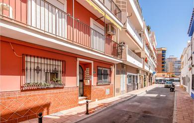 Апартаменты Awesome apartment in Fuengirola with 1 Bedrooms and WiFi