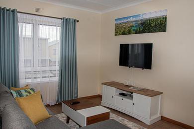 Апартаменты Warm and Welcoming in the heart of Midrand