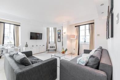 Apartments Outstanding Trafalgar Penthouse, sleeps 8