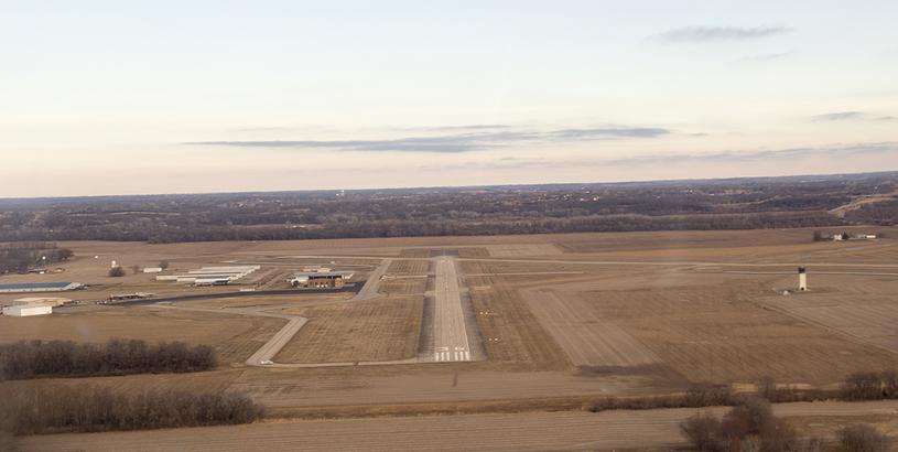 Philip Billard Municipal Airport (TOP), Топика, Соединенные Штаты