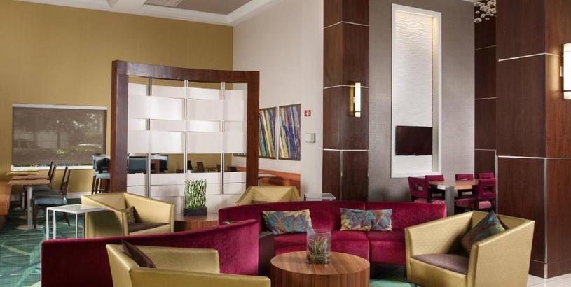 Отель SpringHill Suites Fort Lauderdale Airport