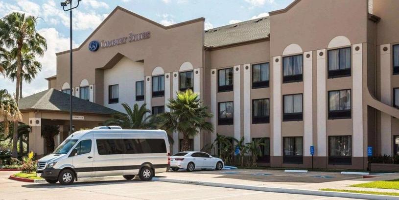 Hotel Comfort Suites Stafford Near Sugarland