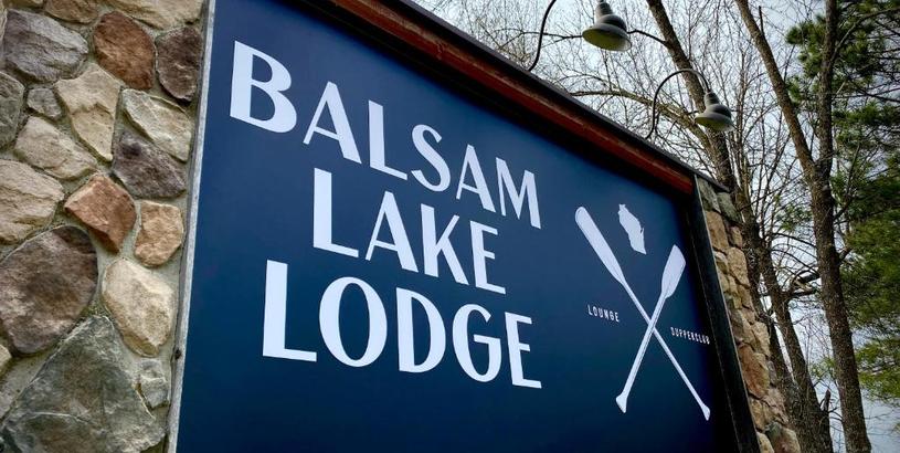 Отель Balsam Lake Lodge