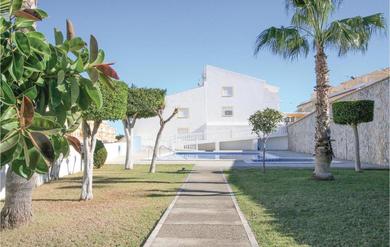 Beautiful Home In Santa Pola With 3 Bedrooms, Wifi And Swimming Pool
