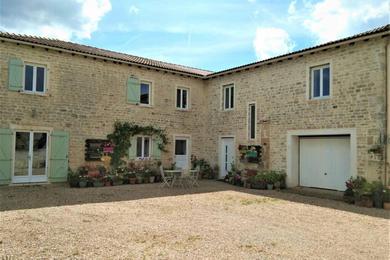Holiday home Chez Noi@48 : Whole house rental, Bed & Breakfast