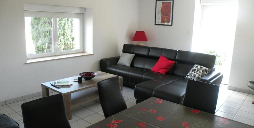 Holiday home Gîte Bellefontaine, 5 pièces, 8 personnes - FR-1-589-9