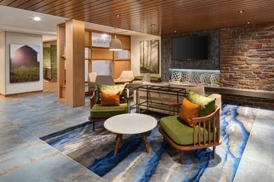 Отель Fairfield Inn & Suites by Marriott Lexington East/I-75