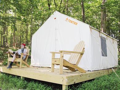 Люкс-шатер Tentrr - Creek Side: Woodsy Glamping Retreat Near Chincoteague Island!
