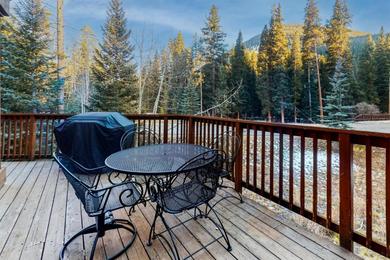 Дом отдыха 4 Bedroom Townhome in East Keystone Along Shuttle Route to River Run Village