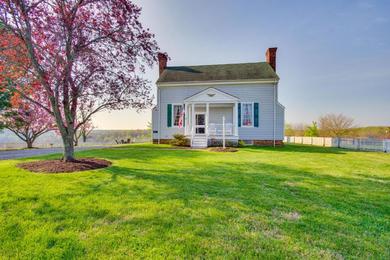 Holiday home Idyllic Appomattox Home with Porch and Rocking Chairs!