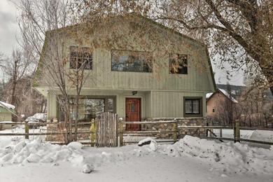 Holiday home Spacious Irwin Home on Snake River!